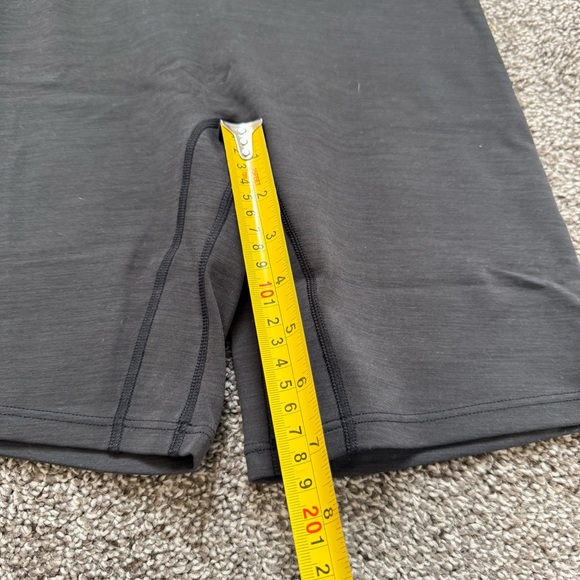 Vitality Shorts - Picture 5 of 6